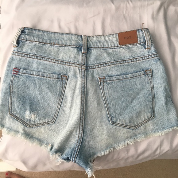 Urban Outfitters Jean Shorts - Picture 3 of 4